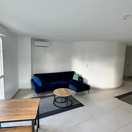 T3 Design Arenes 5 Min Parking Prive Fibre 6 Pers Апартаменты
